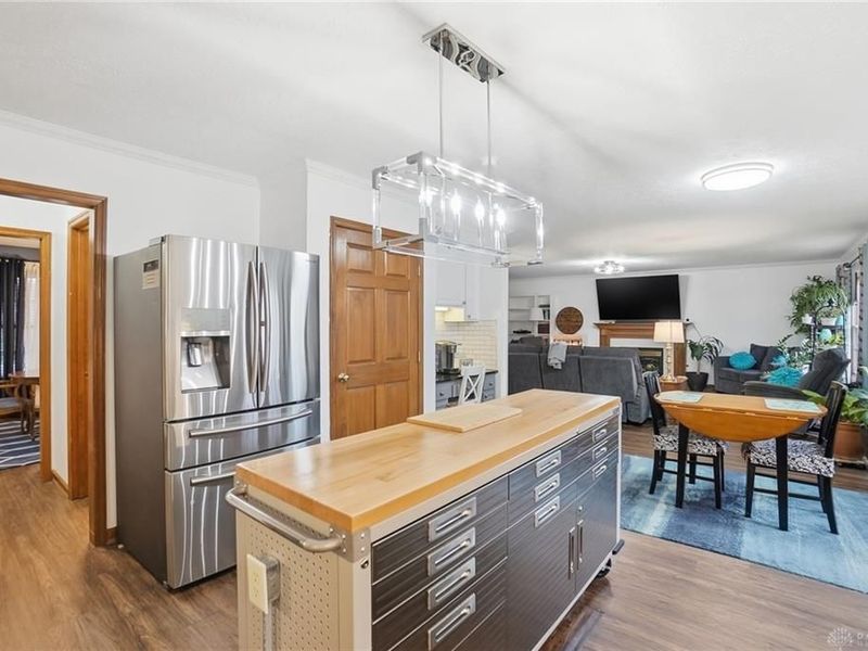 214 Old Carriage Drive, Englewood, OH 45322 Photo 8