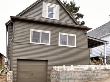 2008 Oak Street, Omaha, NE 68108