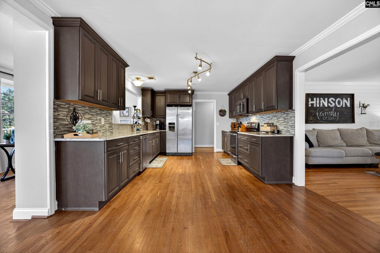 106 Lorick Circle Photo 10