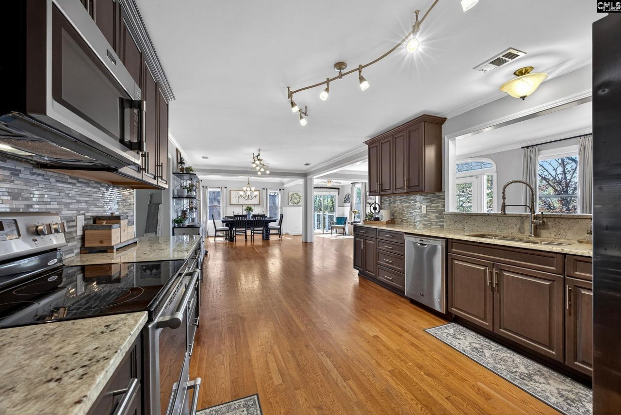 106 Lorick Circle Photo 11