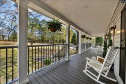 106 Lorick Circle photo 4