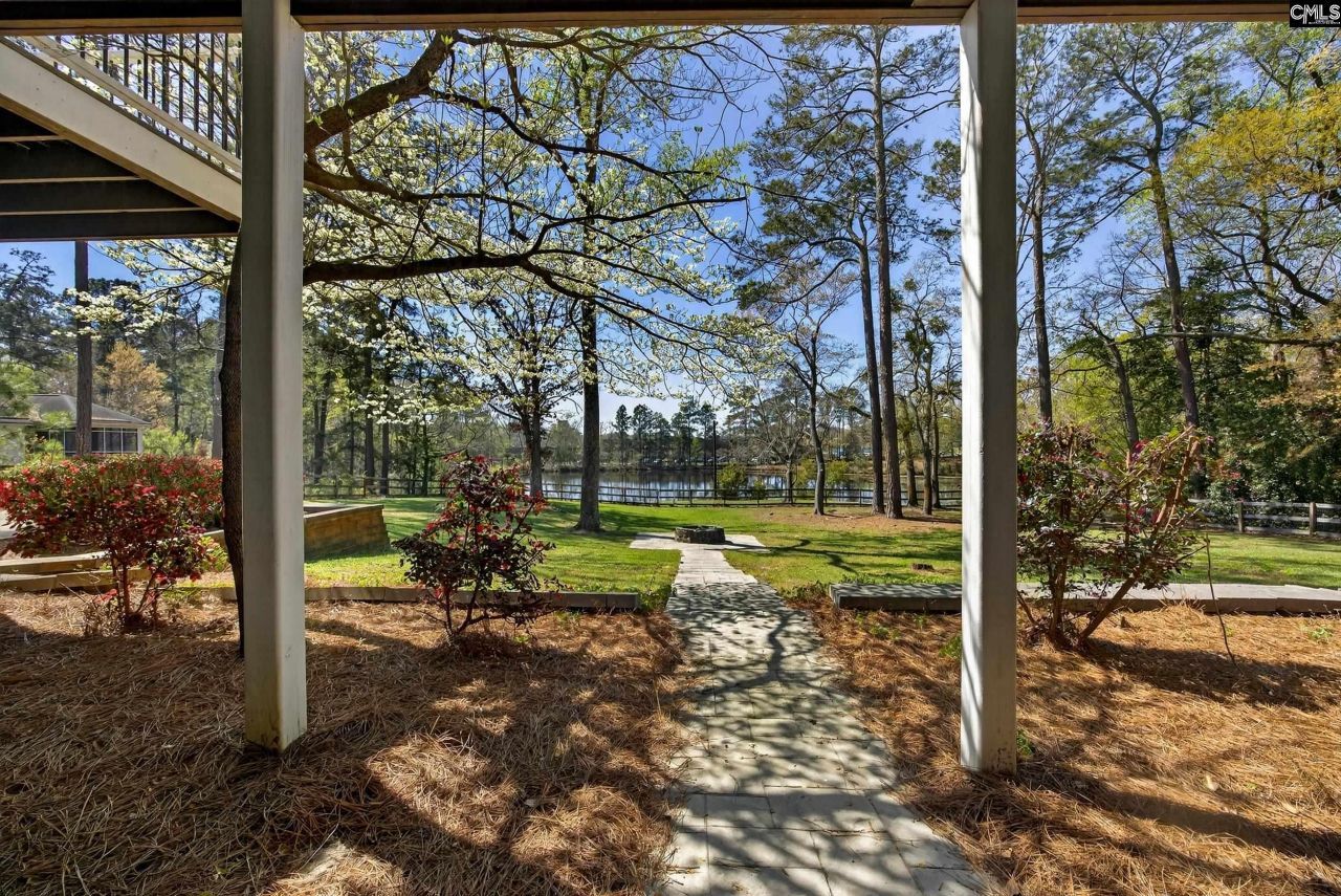 106 Lorick Circle Photo 52