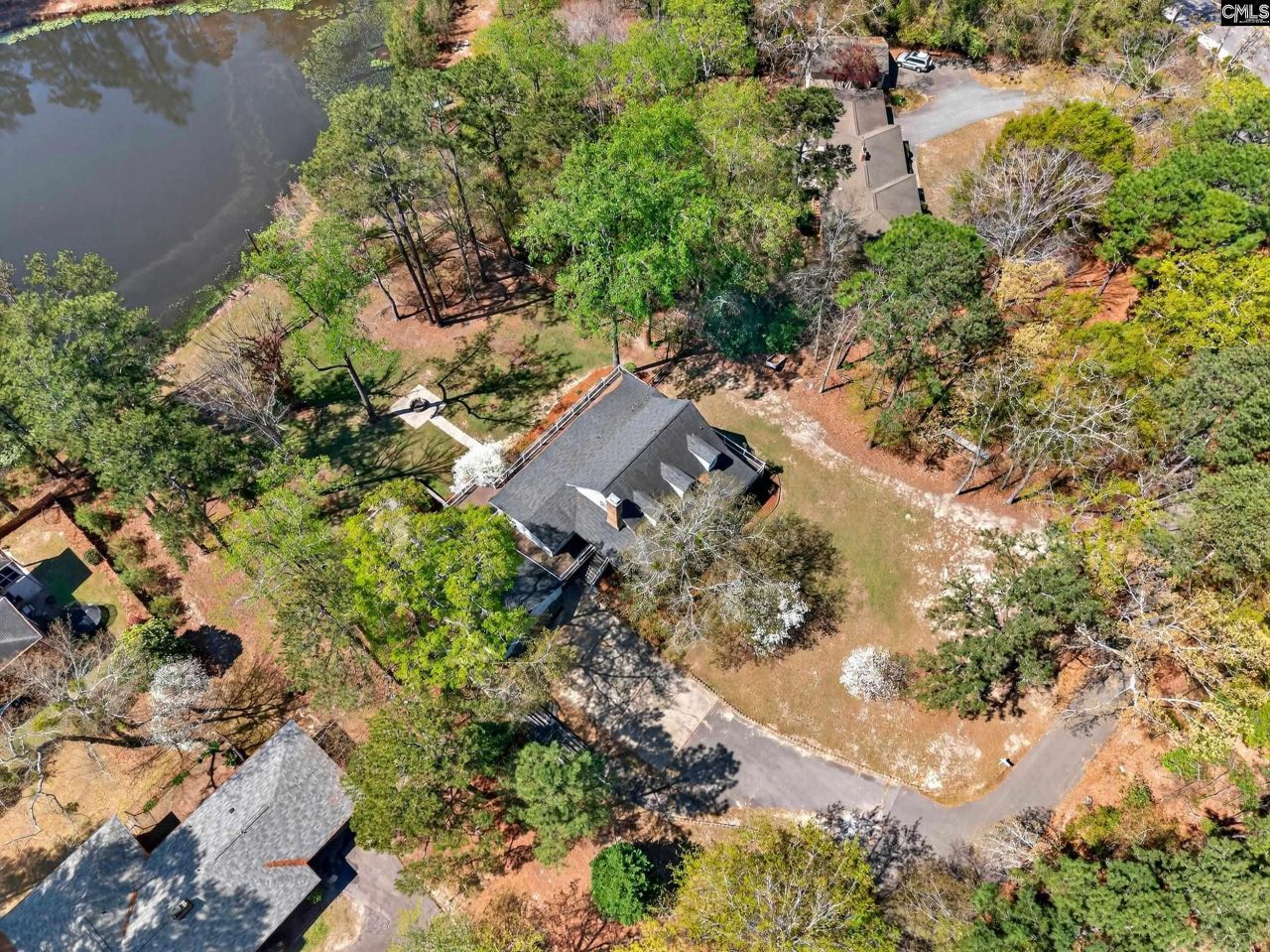 106 Lorick Circle Photo 57