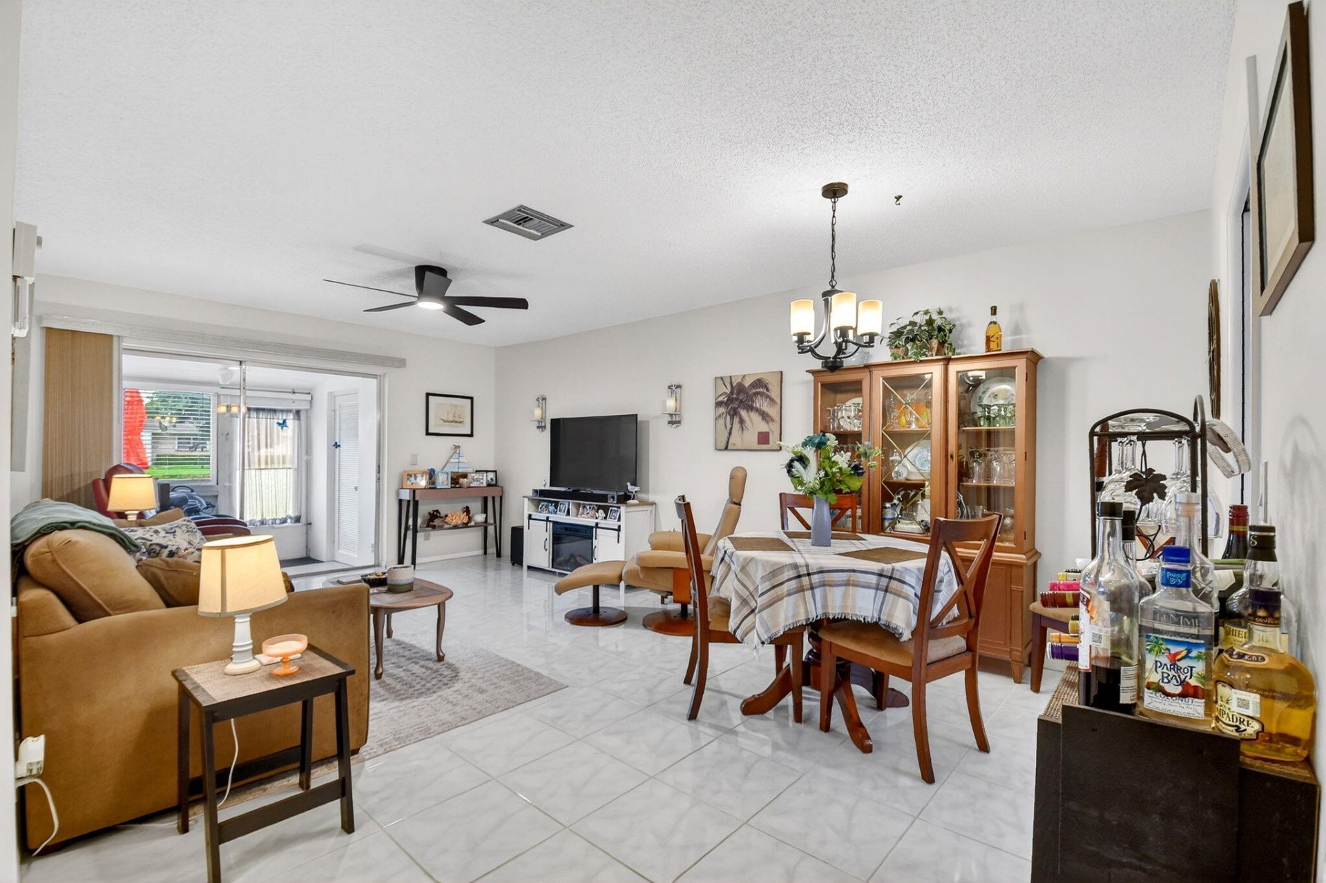 2758 Emory Drive E, Unit B, West Palm Beach, FL 33415 Photo