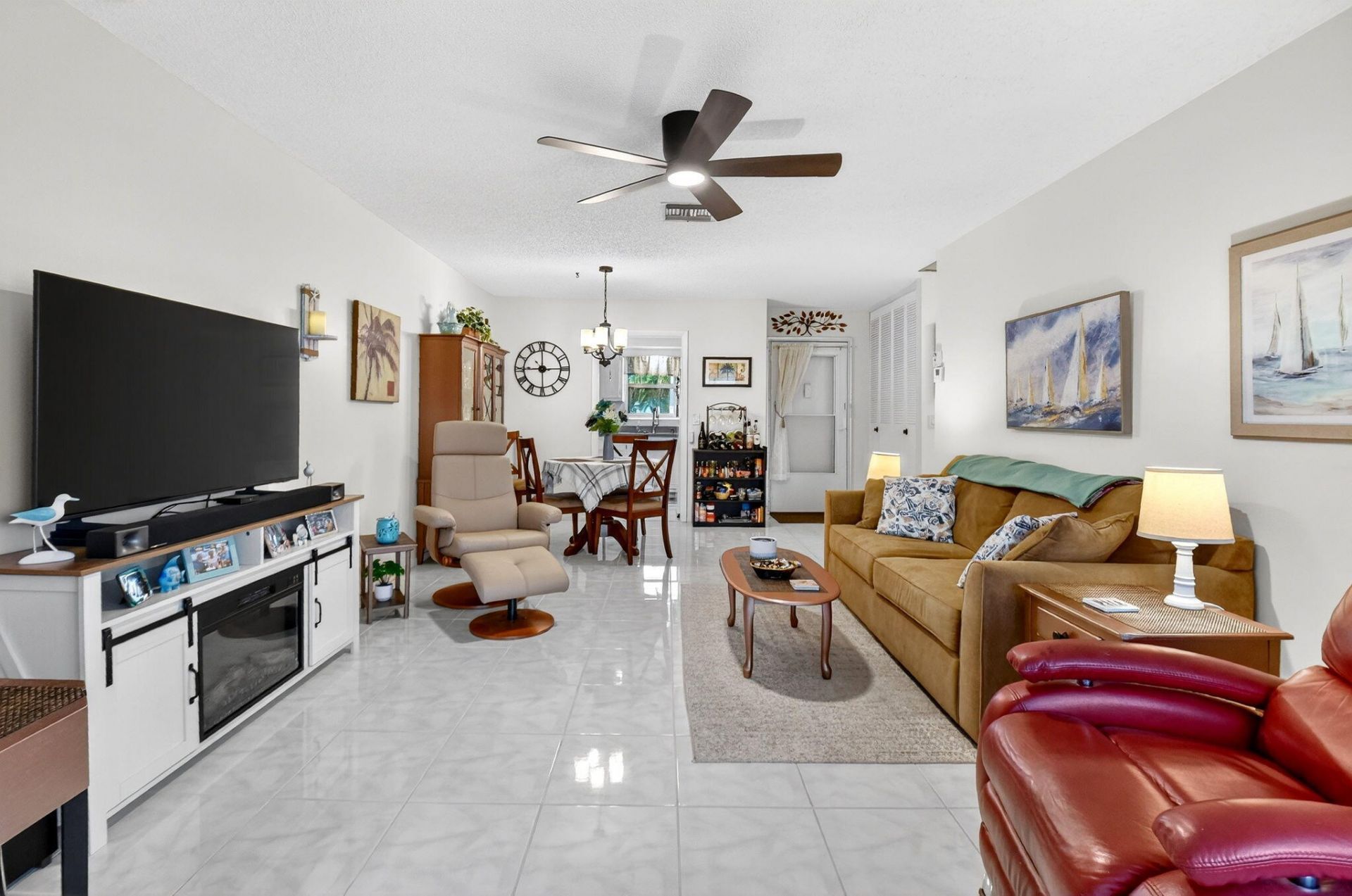 2758 Emory Drive E, Unit B, West Palm Beach, FL 33415 Photo