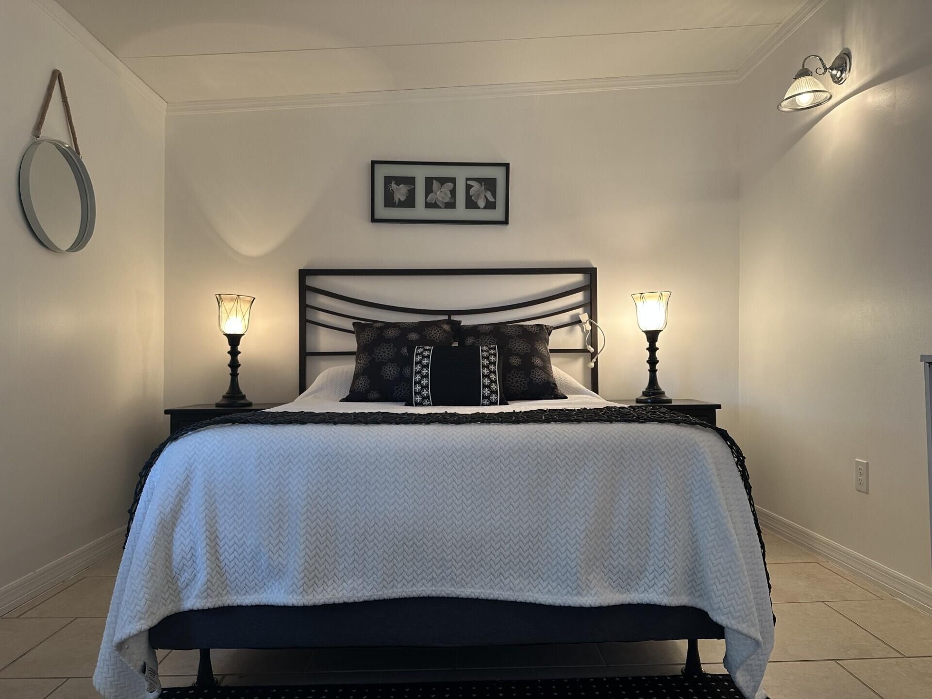 8661 SW 18th Place, Davie, FL 33324 Photo