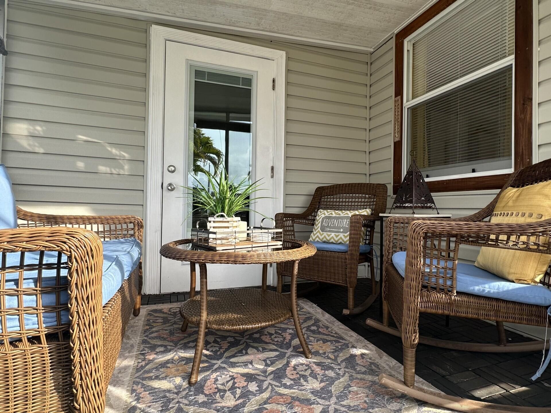 8661 SW 18th Place, Davie, FL 33324 Photo