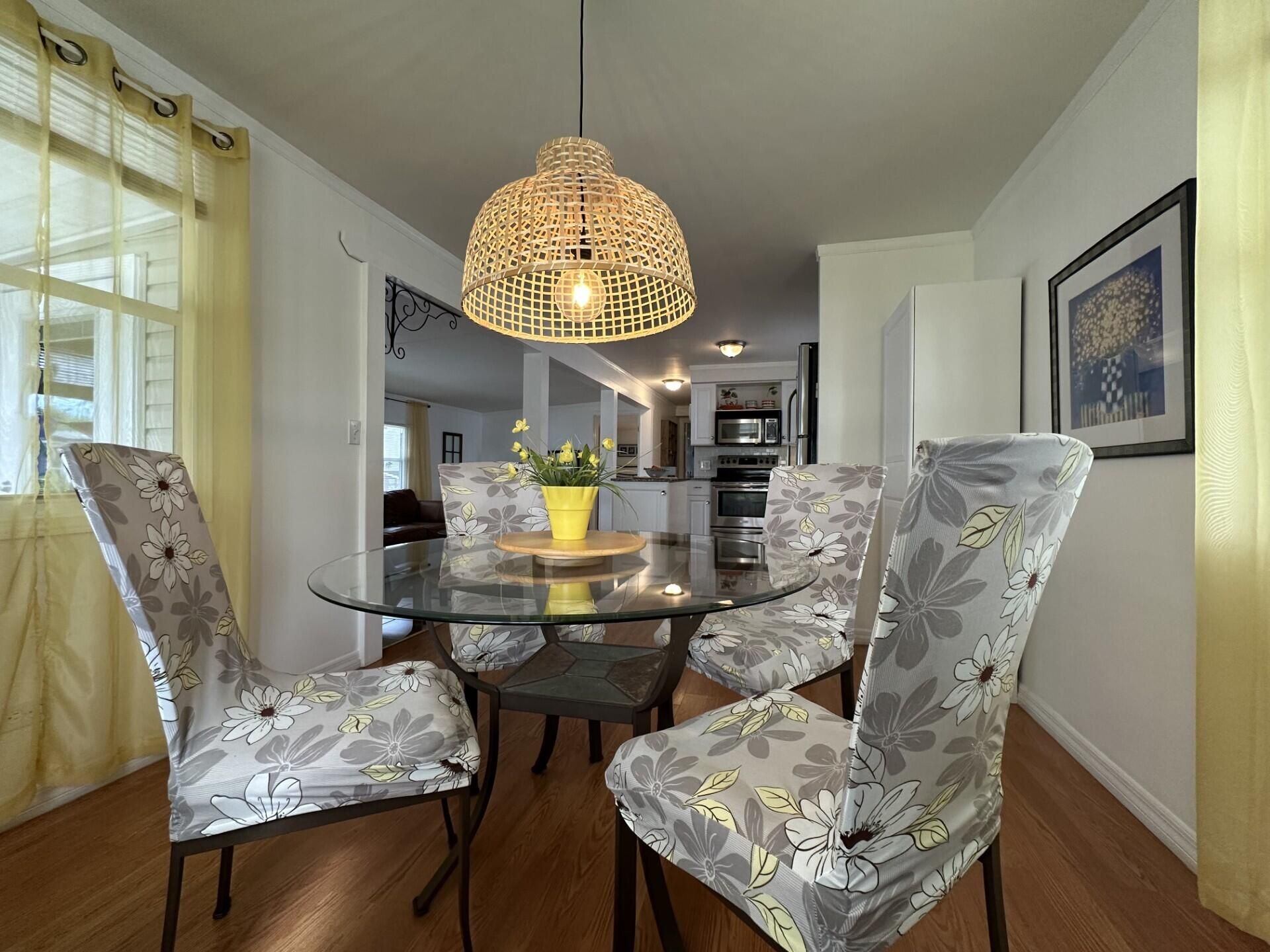 8661 SW 18th Place, Davie, FL 33324 Photo