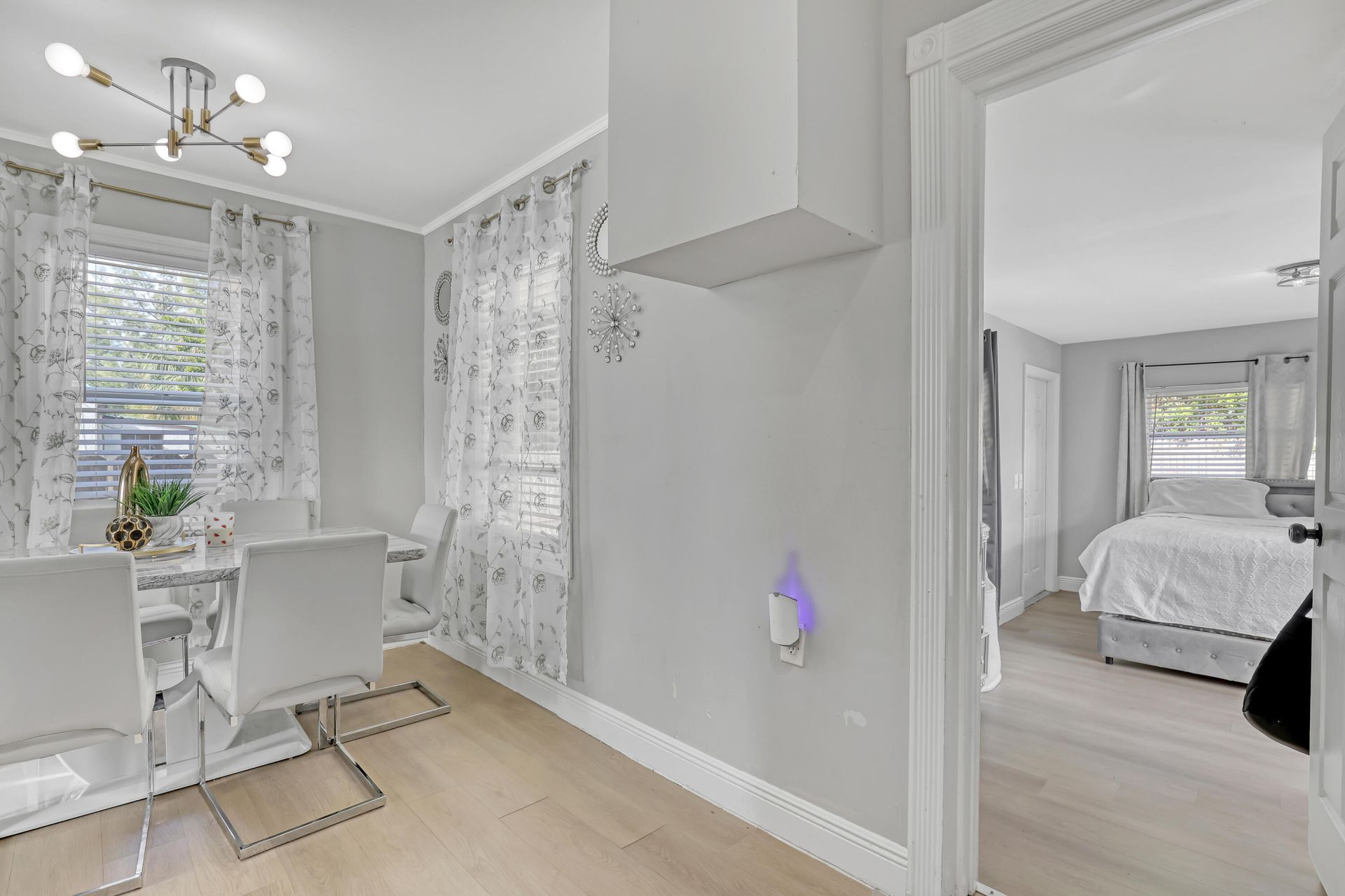 731 50th Street, West Palm Beach, FL 33407 Photo