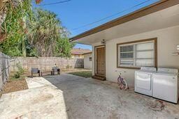 731 50th Street, West Palm Beach, FL 33407 Photo