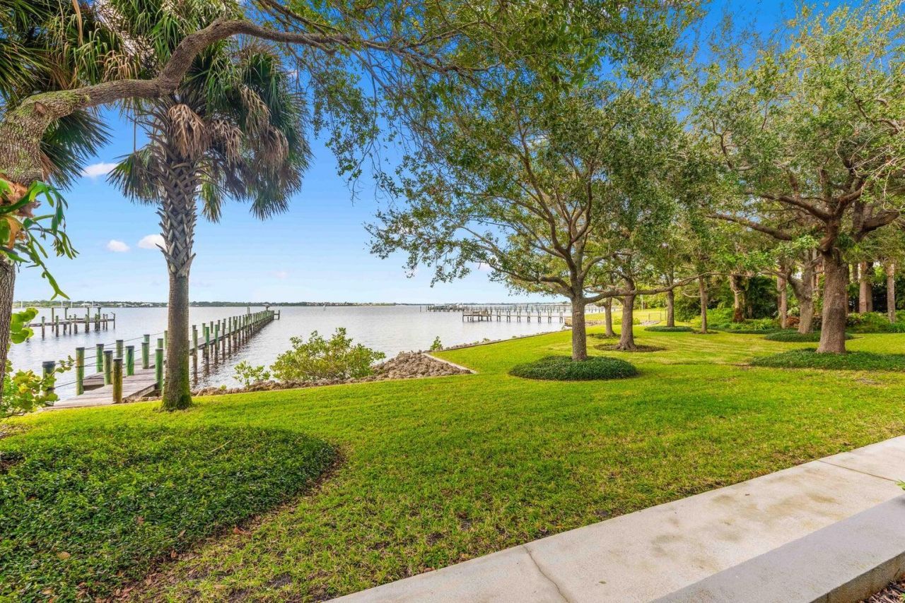 1924 NW Shore Terrace, Stuart, FL 34994 Photo