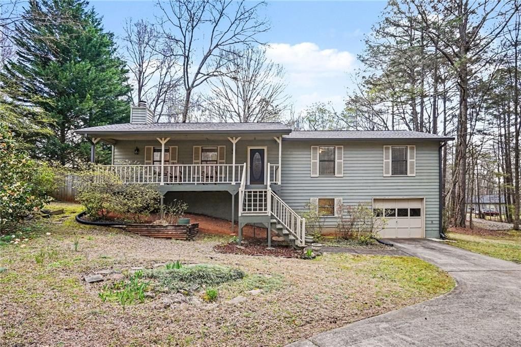 243 Sabrina Court, Woodstock, GA 30188 Main Photo