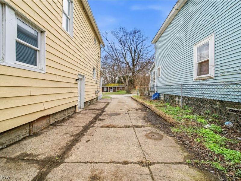 320 Fox Drive, Ashtabula, OH 44004 Photo 10