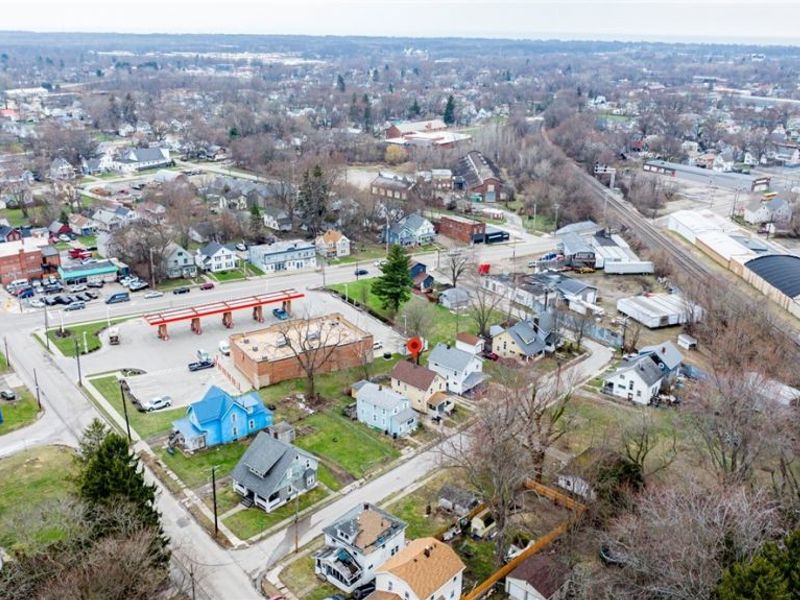 320 Fox Drive, Ashtabula, OH 44004 Photo 6