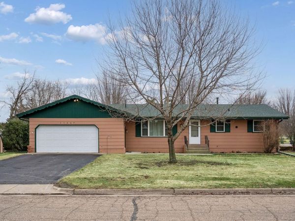 11447 55th Street NE, Albertville, MN 55301