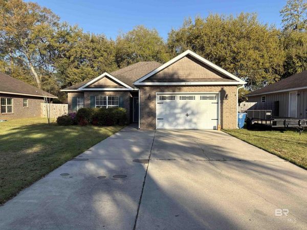 6111 Albray Drive, Gulf Shores, AL 36542