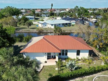 3000 BANYAN WAY , PUNTA GORDA, FL 33950