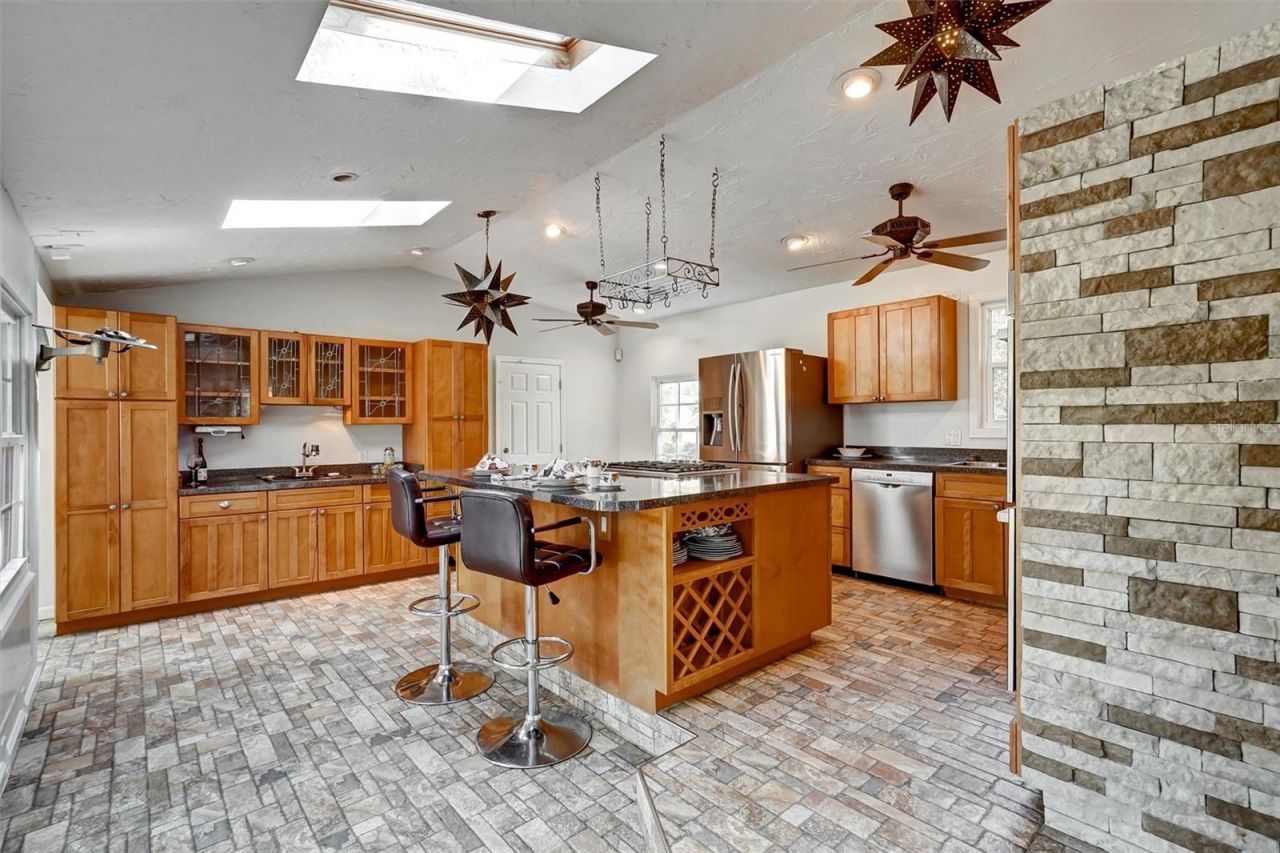 2301 7th Avenue N, Saint Petersburg, FL 33713 Photo