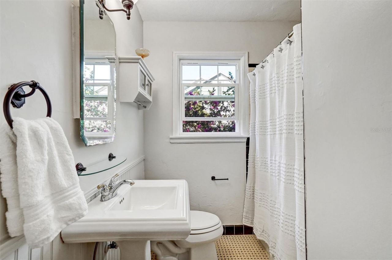 2301 7th Avenue N, Saint Petersburg, FL 33713 Photo