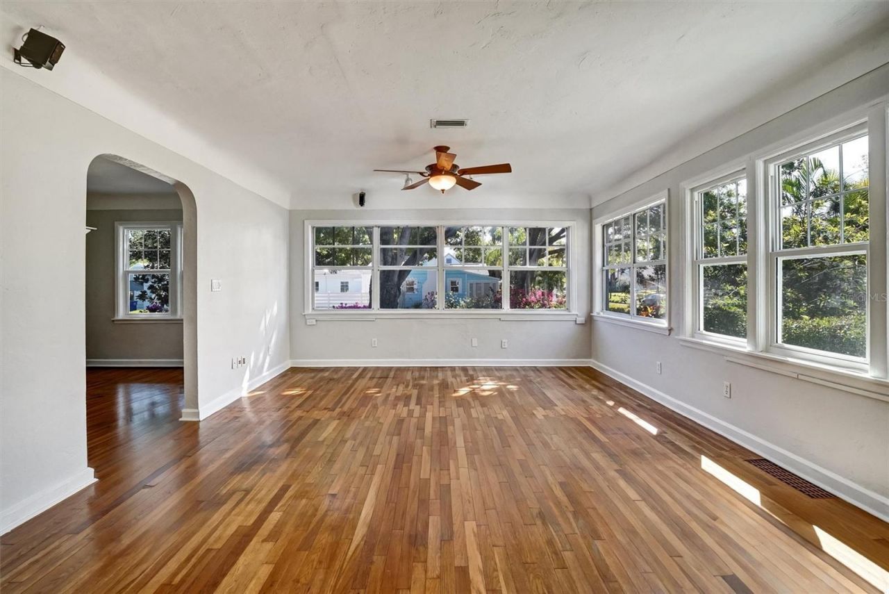 2301 7th Avenue N, Saint Petersburg, FL 33713 Photo