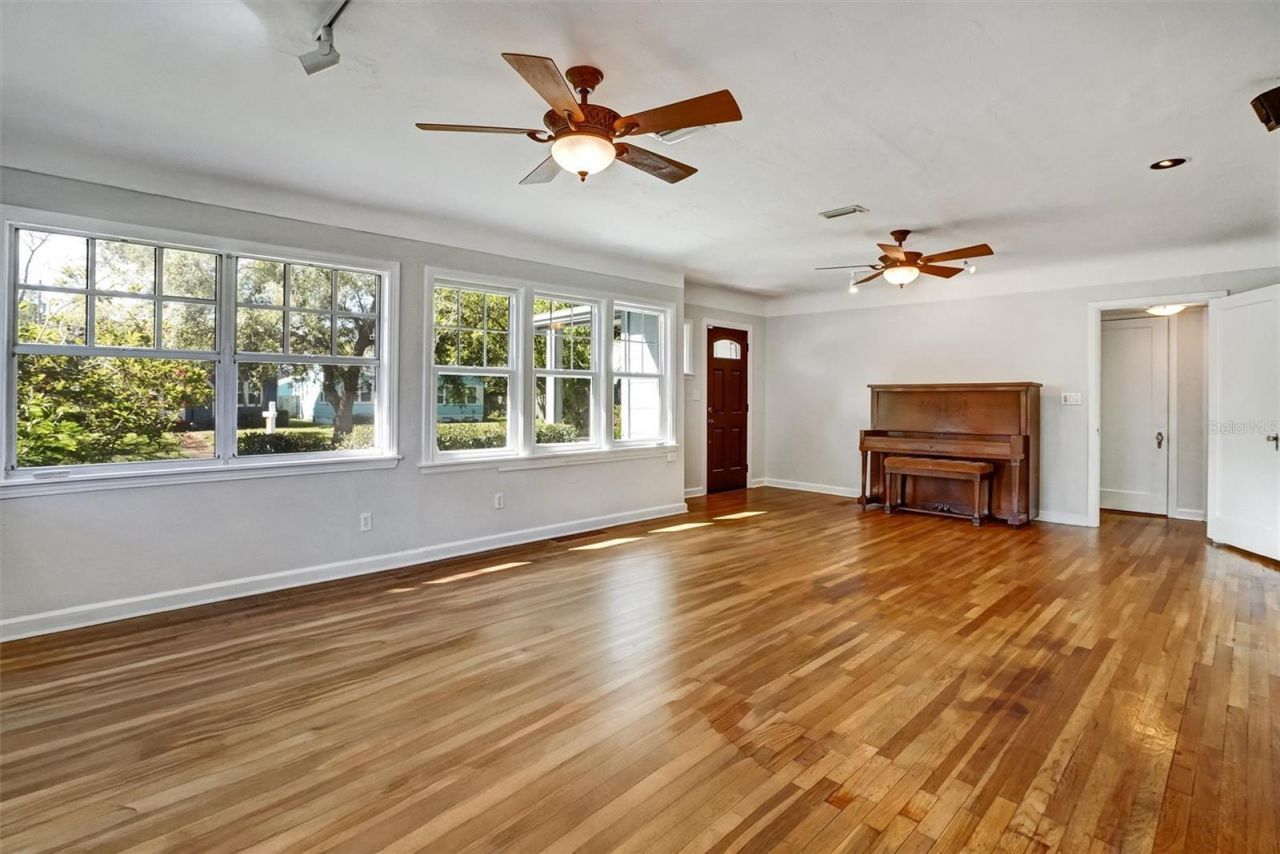 2301 7th Avenue N, Saint Petersburg, FL 33713 Photo