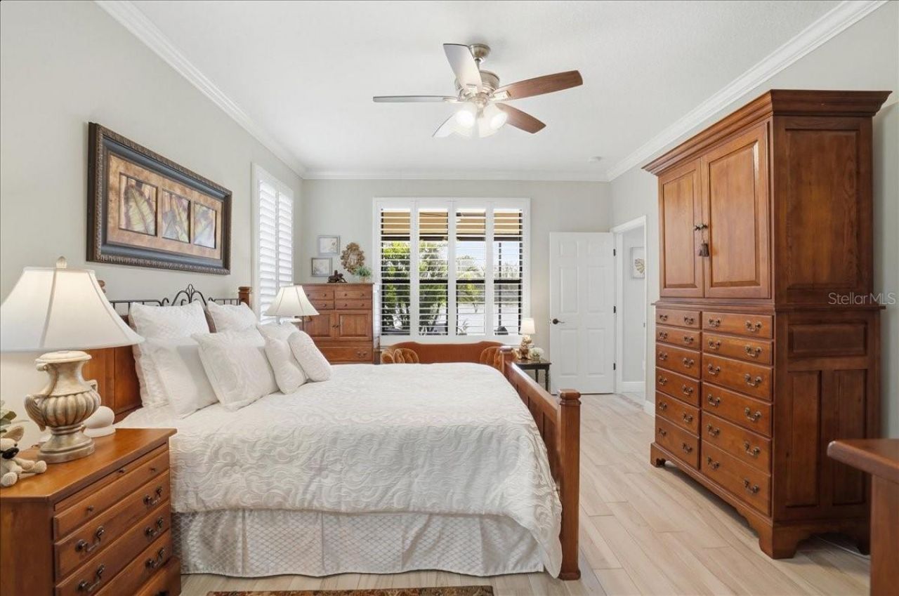 8205 Stirling Falls Circle , Sarasota, FL 34243 Photo