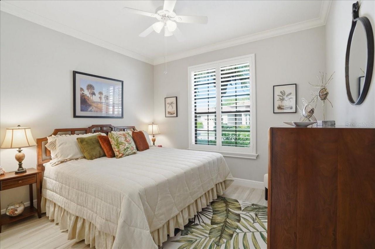 8205 Stirling Falls Circle , Sarasota, FL 34243 Photo