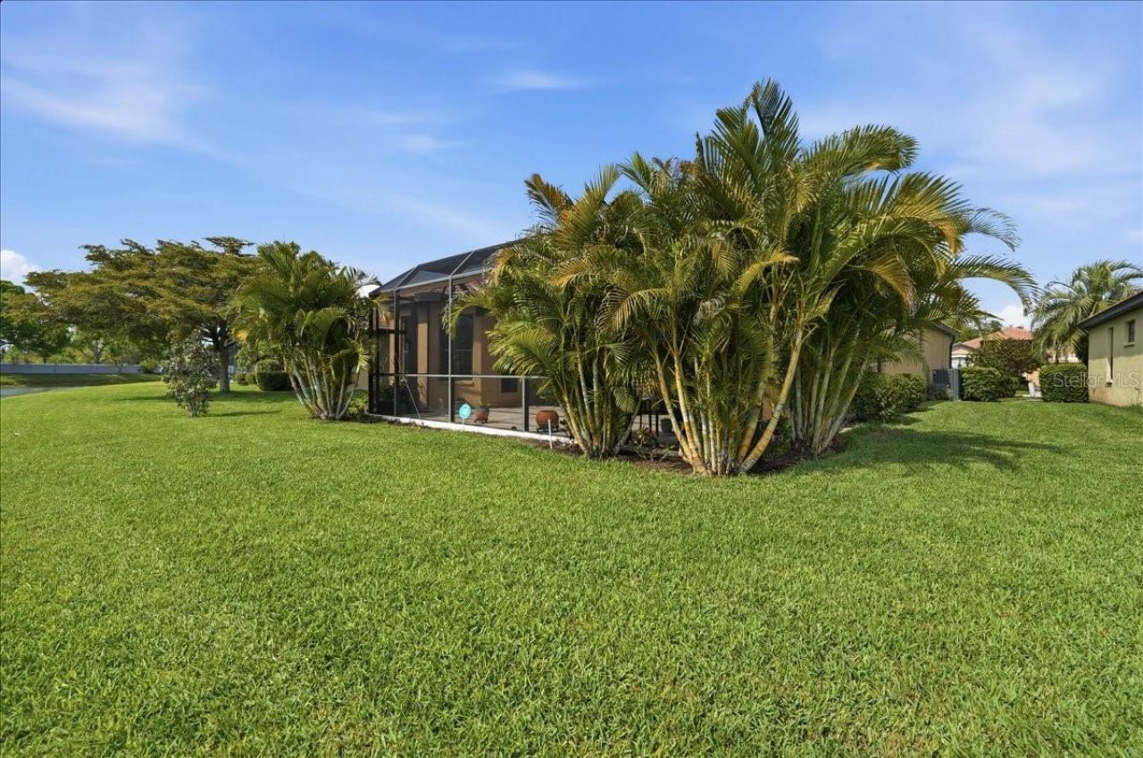 8205 Stirling Falls Circle , Sarasota, FL 34243 Photo