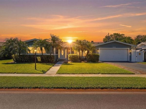 5826 27TH TERRACE N, ST PETERSBURG, FL 33710