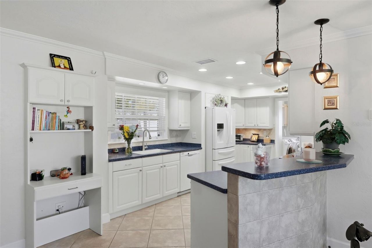 5826 27th Terrace N, Saint Petersburg, FL 33710 Photo