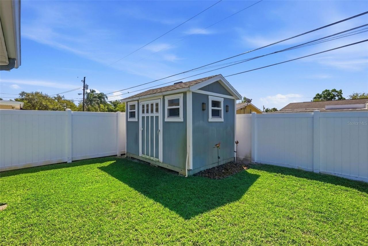 5826 27th Terrace N, Saint Petersburg, FL 33710 Photo