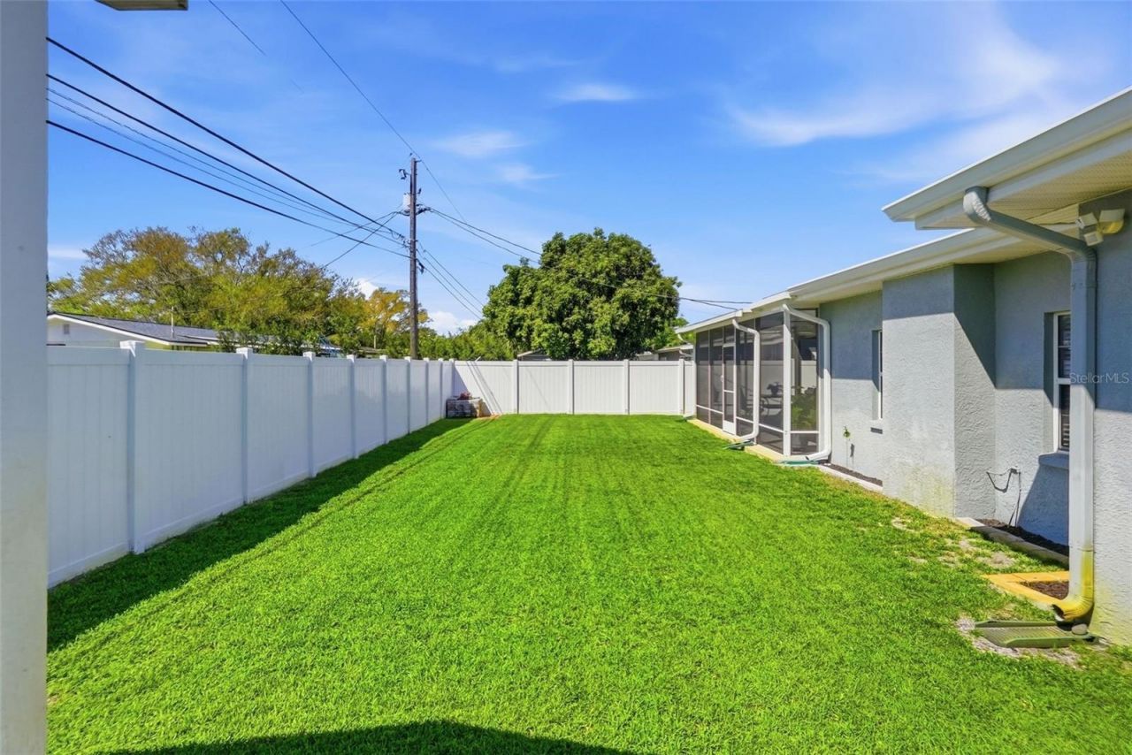 5826 27th Terrace N, Saint Petersburg, FL 33710 Photo
