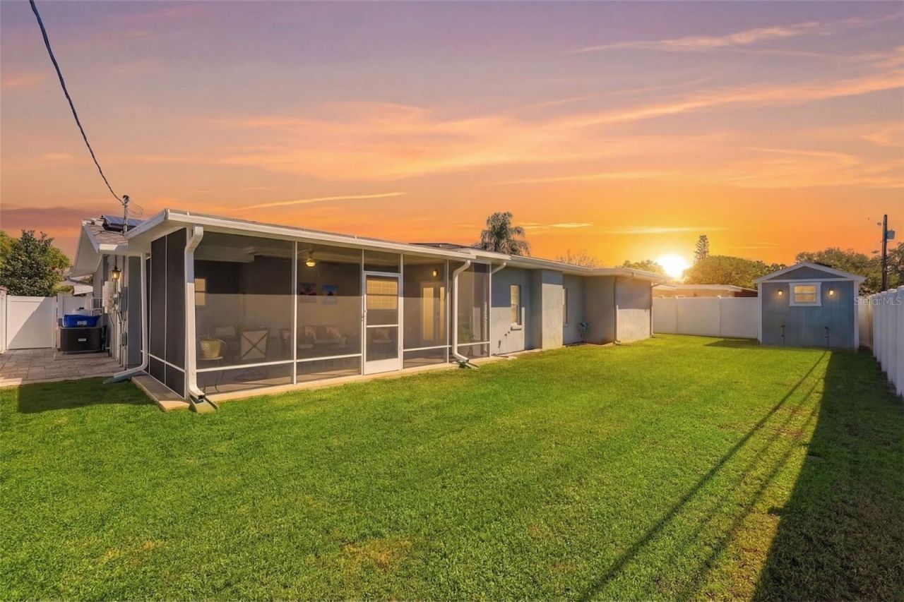 5826 27th Terrace N, Saint Petersburg, FL 33710 Photo