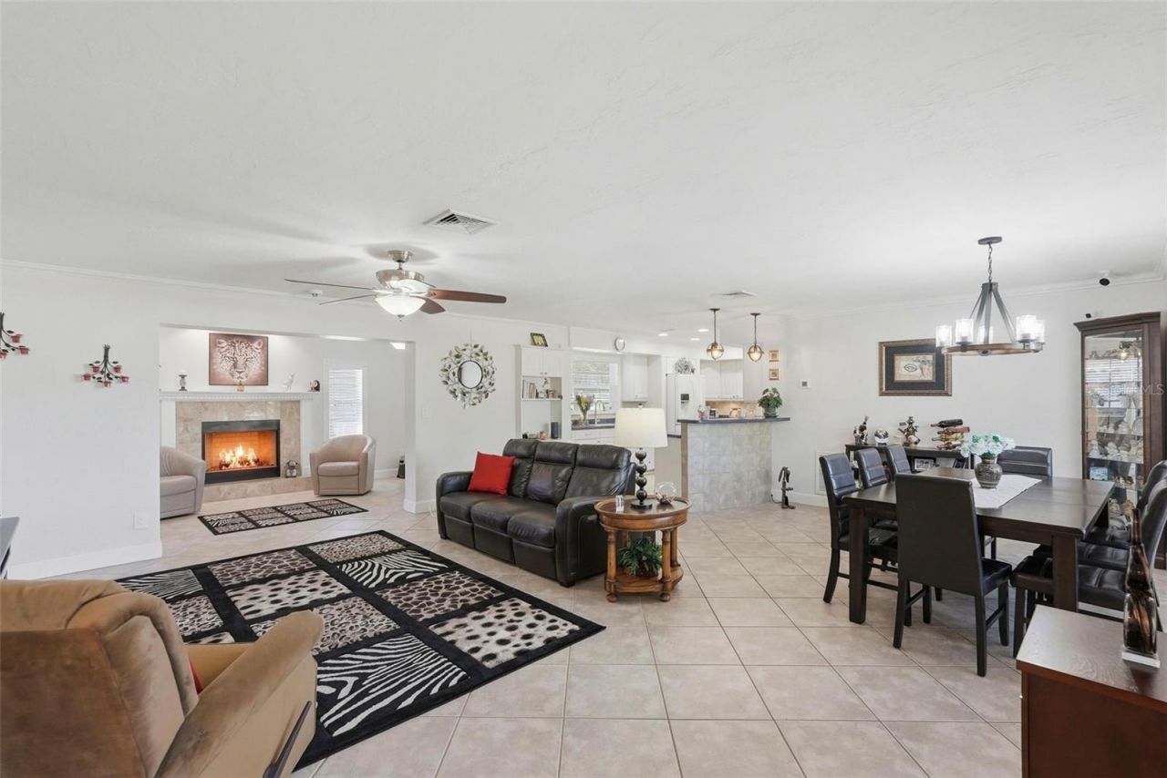 5826 27th Terrace N, Saint Petersburg, FL 33710 Photo