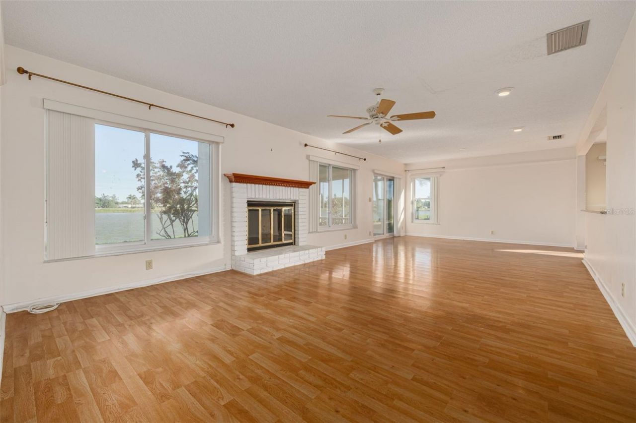 3631 93rd Avenue N, Pinellas Park, FL 33782 Photo