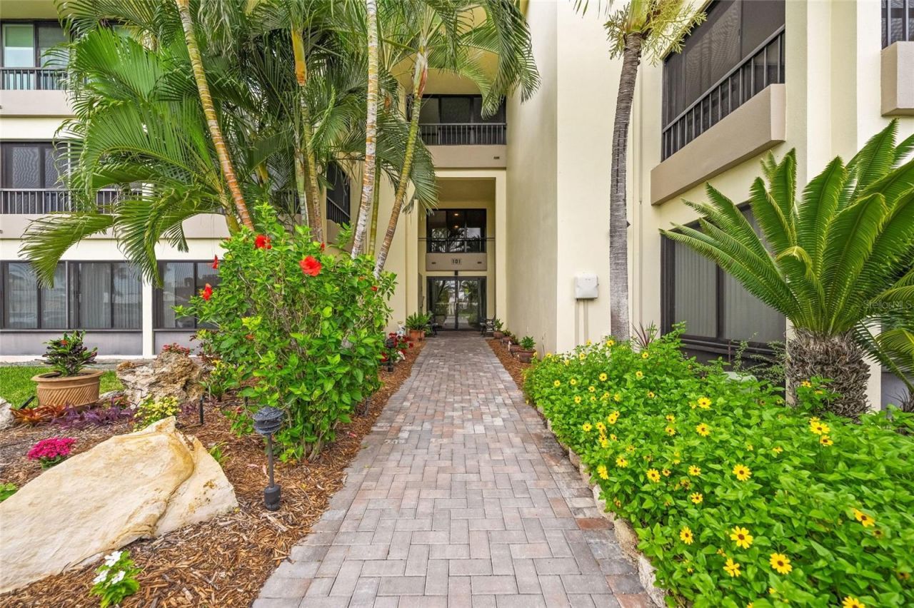 101 Whispering Sands Drive, Unit 105, Sarasota, FL 34242 Photo