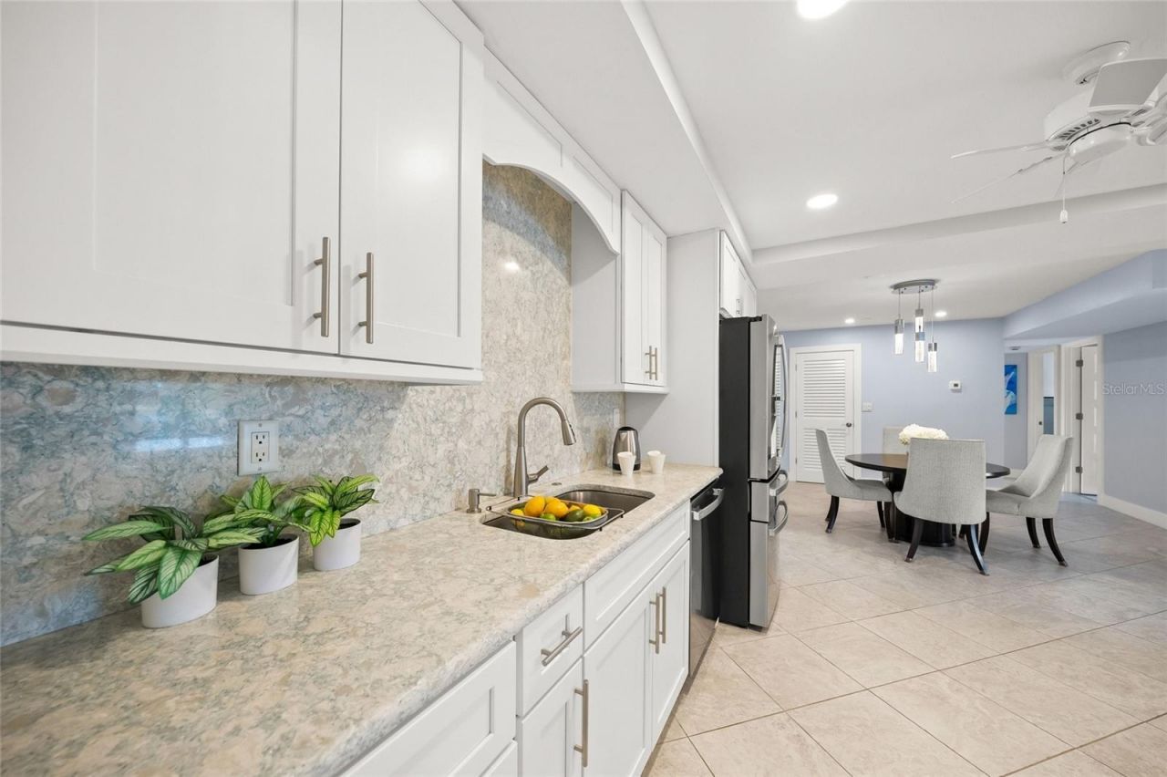 101 Whispering Sands Drive, Unit 105, Sarasota, FL 34242 Photo