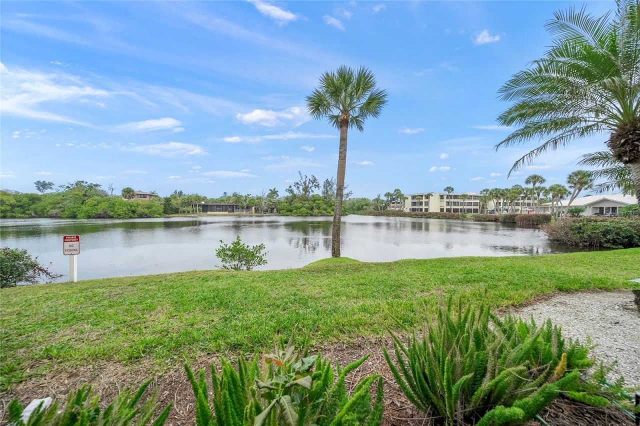 101 Whispering Sands Drive, Unit 105, Sarasota, FL 34242 Photo