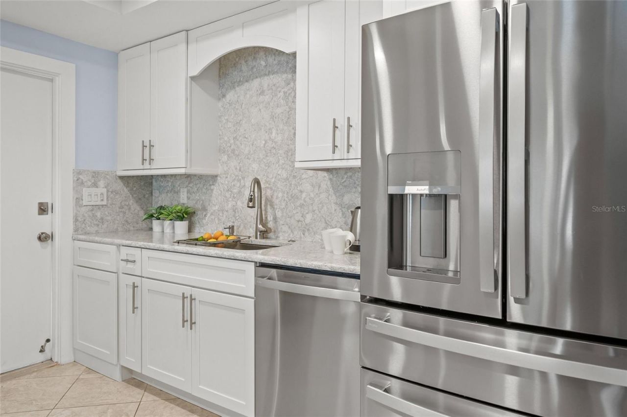 101 Whispering Sands Drive, Unit 105, Sarasota, FL 34242 Photo