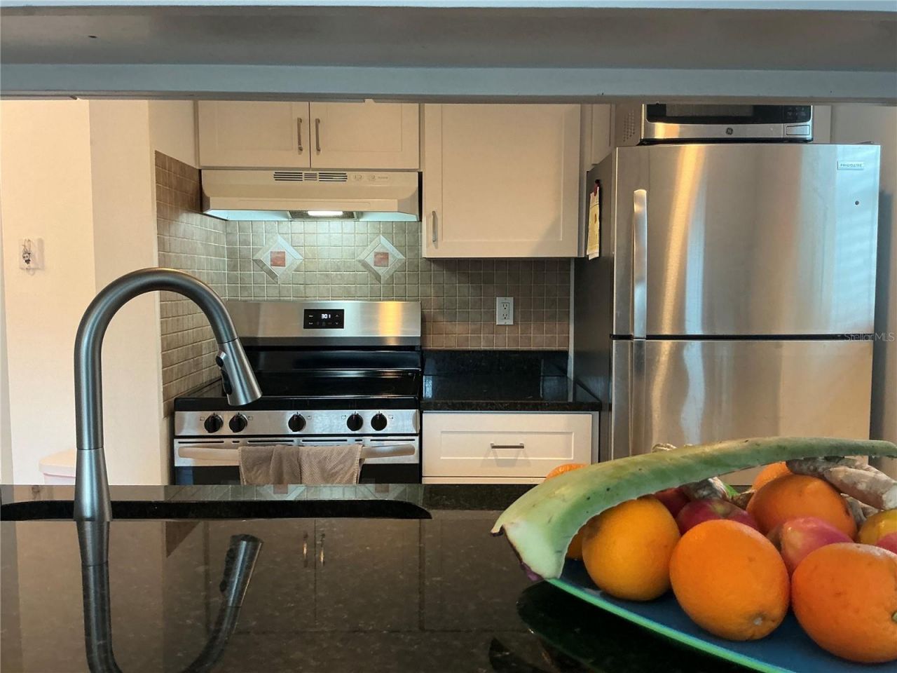 2525 West Bay Drive, Unit E14, Belleair Bluffs, FL 33770 Photo