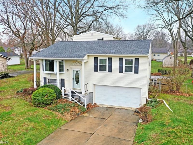 3702 Hightree Avenue SE, Warren, OH 44484 Photo 2