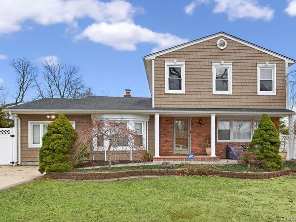 11 Dorchester Drive , Coram, NY 11727