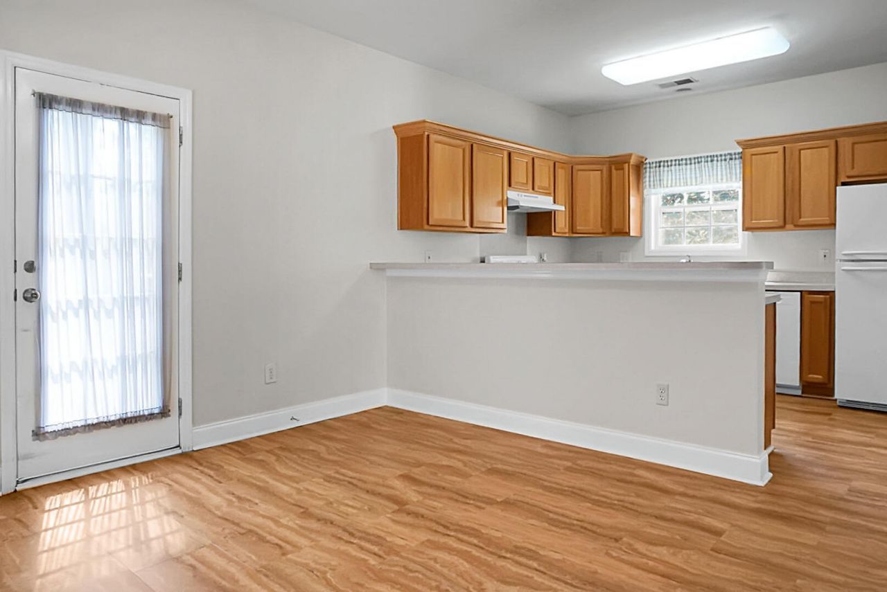 102 Antebellum Way Photo 31