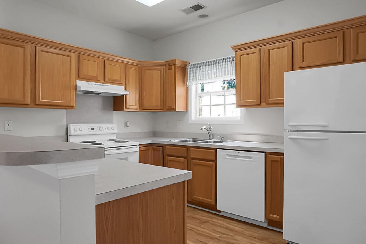 102 Antebellum Way Photo 33