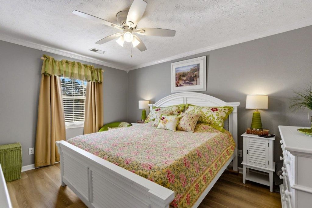 514 White River Dr. Photo 13