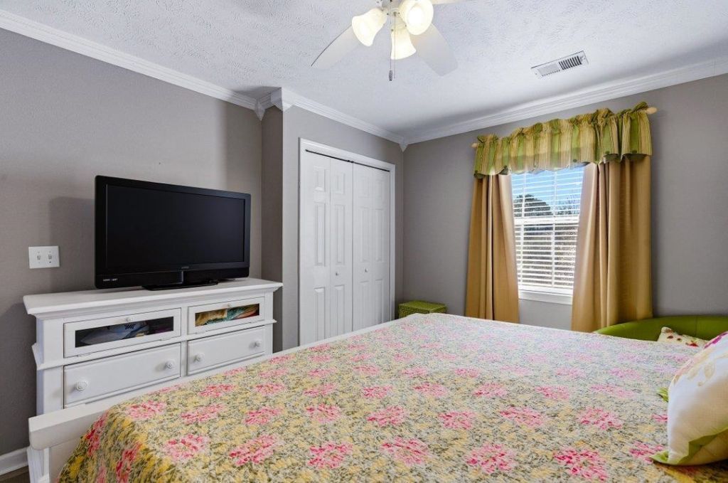 514 White River Dr. Photo 14