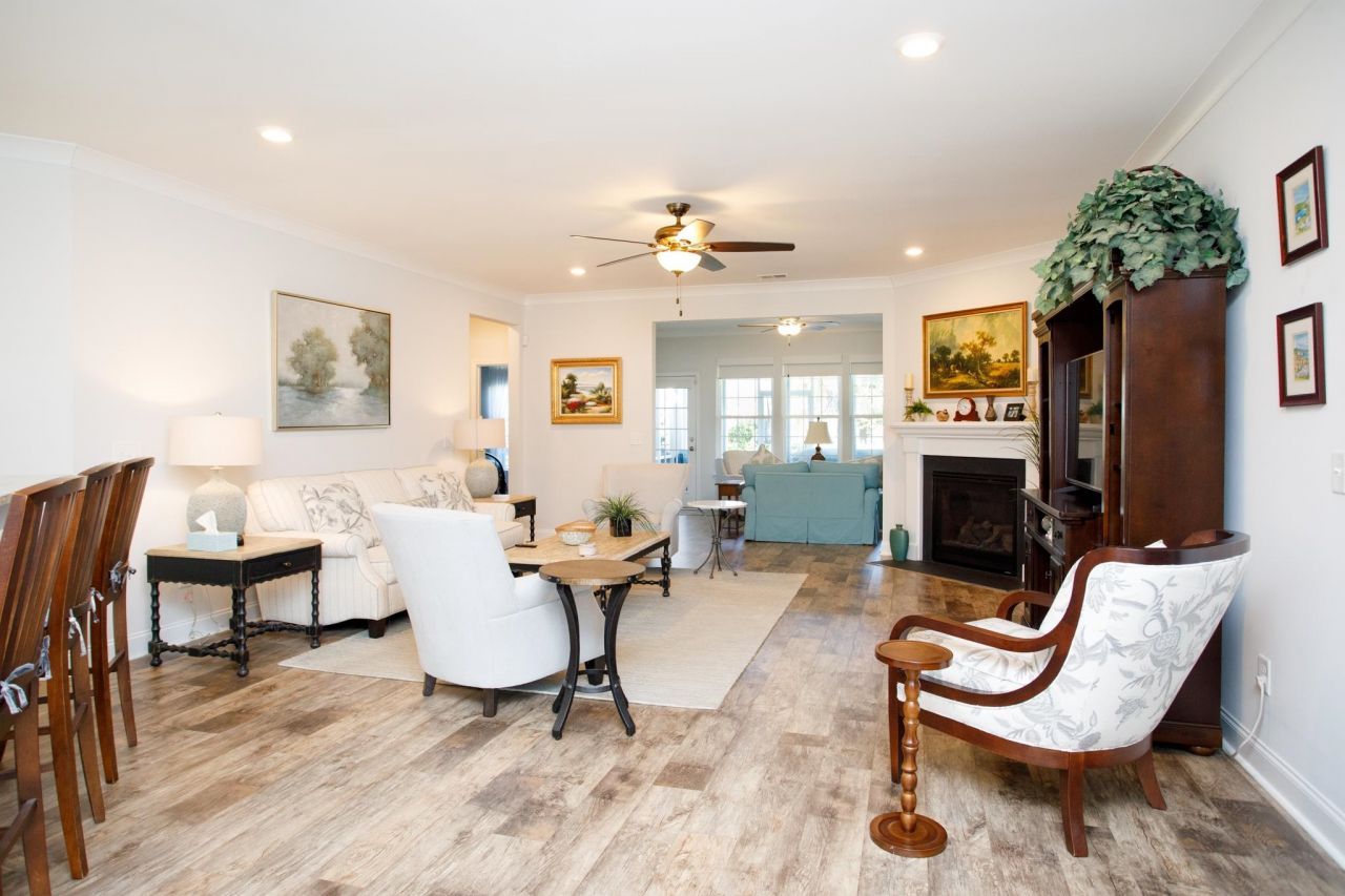 1004 Black Skimmer Dr. Photo 9