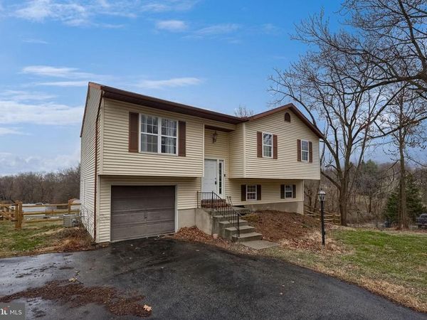 3333 DRUCK VALLEY ROAD, YORK, PA 17406