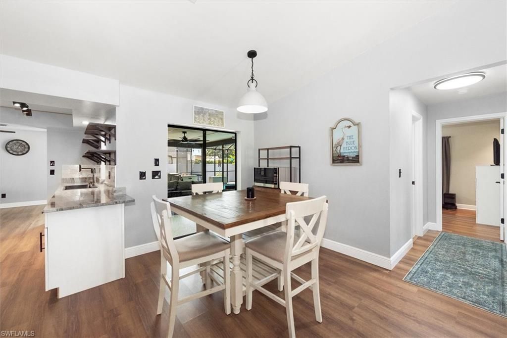 1702 SE 5th Ct, Cape Coral, FL 33990 Photo