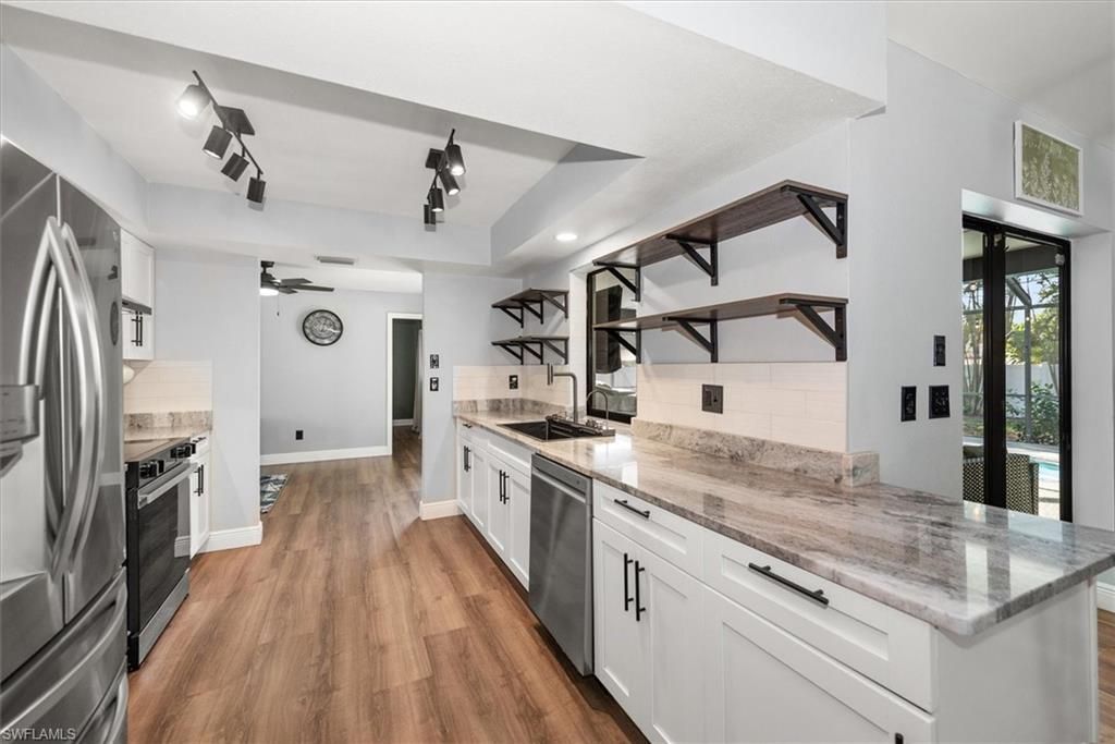 1702 SE 5th Ct, Cape Coral, FL 33990 Photo